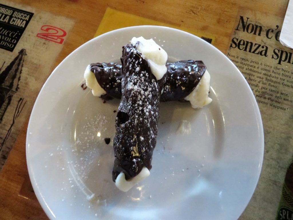 Chocolate cannoli